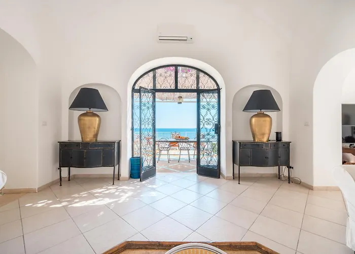 Petite Syrene By Elite Villa