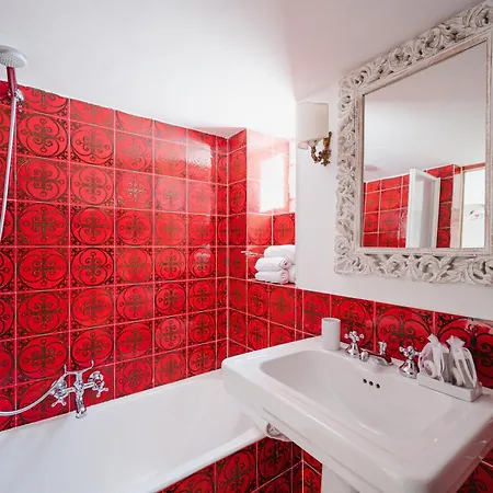 Petite Syrene By Elite Positano